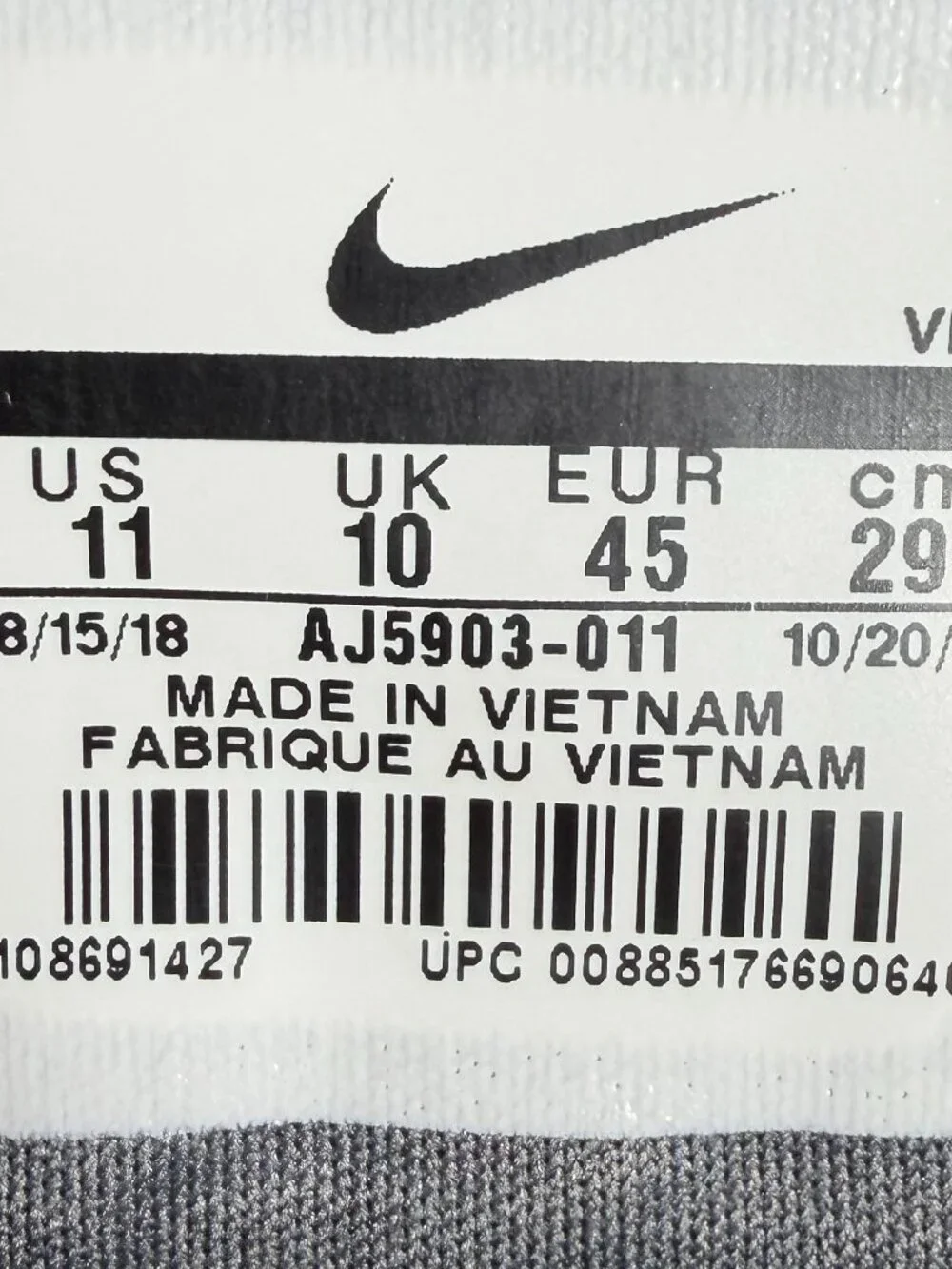Nike Renew Arena Mens Sz 11 Cool Grey Running Shoes AJ5903-011 Excellent Cond.